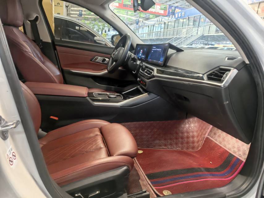 BMW 3 Series 2023 car image #4
