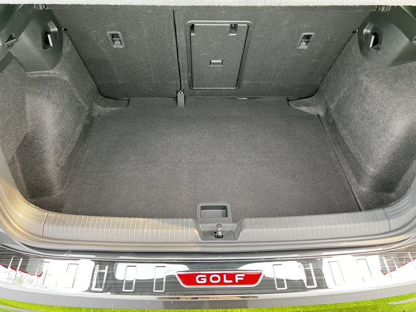 Volkswagen Golf 2023 #19 Volkswagen Golf 2023 car image #19