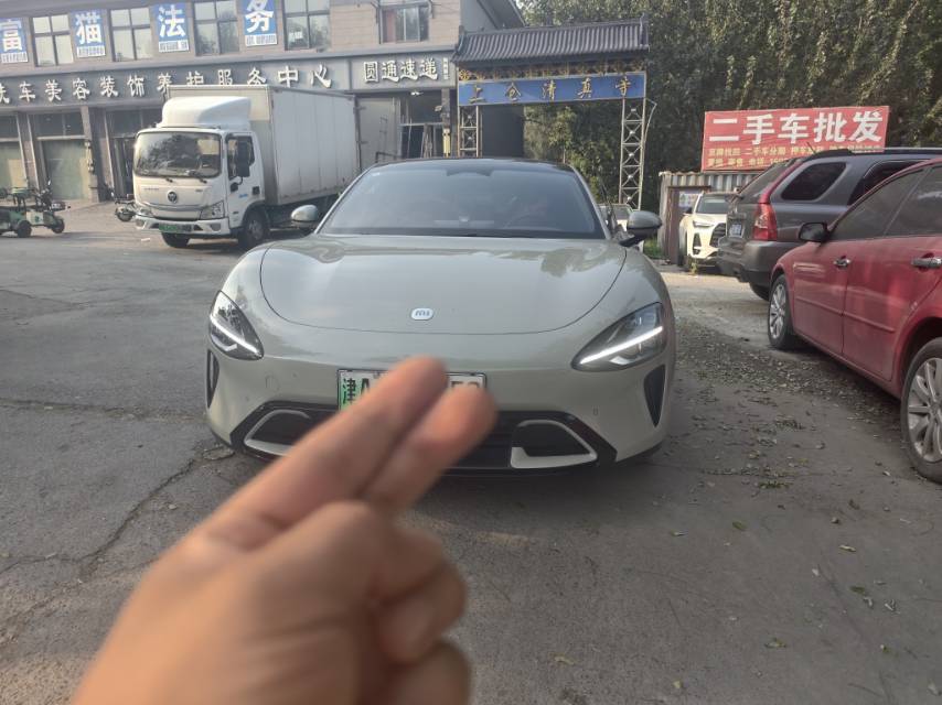 MI SU7 2025 car image #2