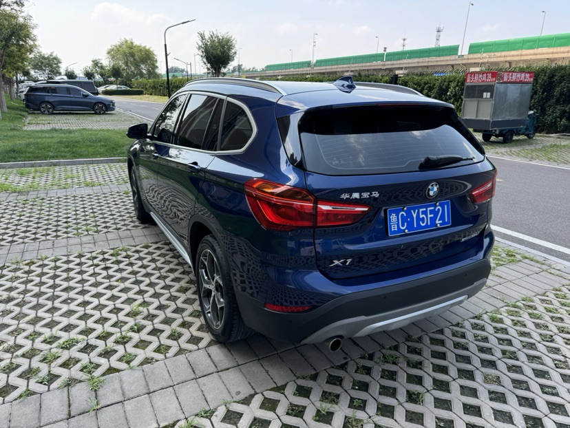 BMW X1 2019 #6 BMW X1 2019 car image #6