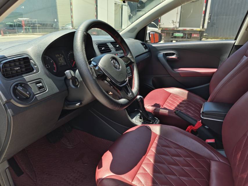 Volkswagen Polo 2018 #12 Volkswagen Polo 2018 car image #12