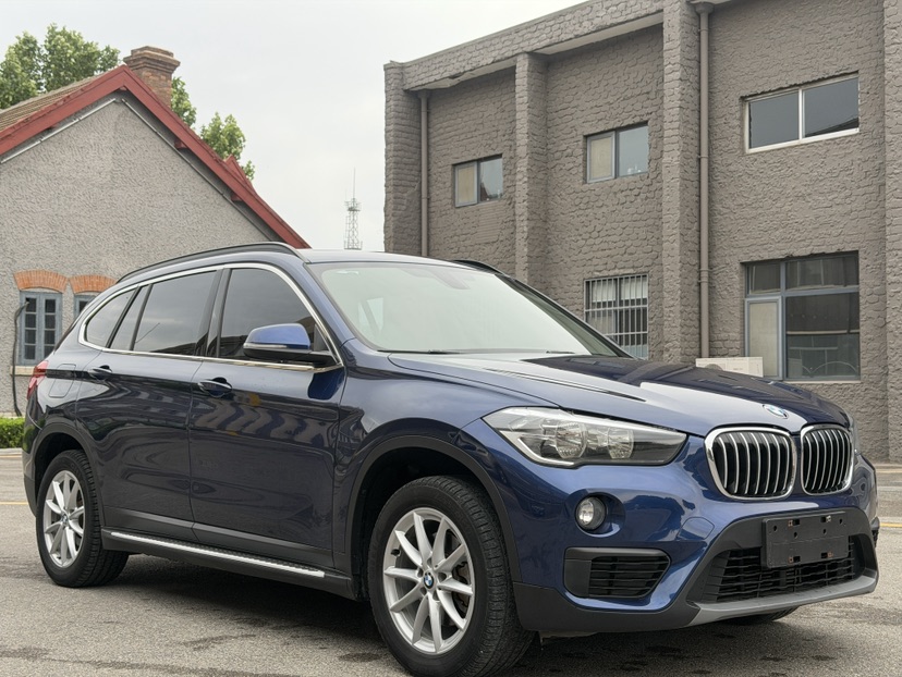 BMW X1 2018 #3 BMW X1 2018 car image #3