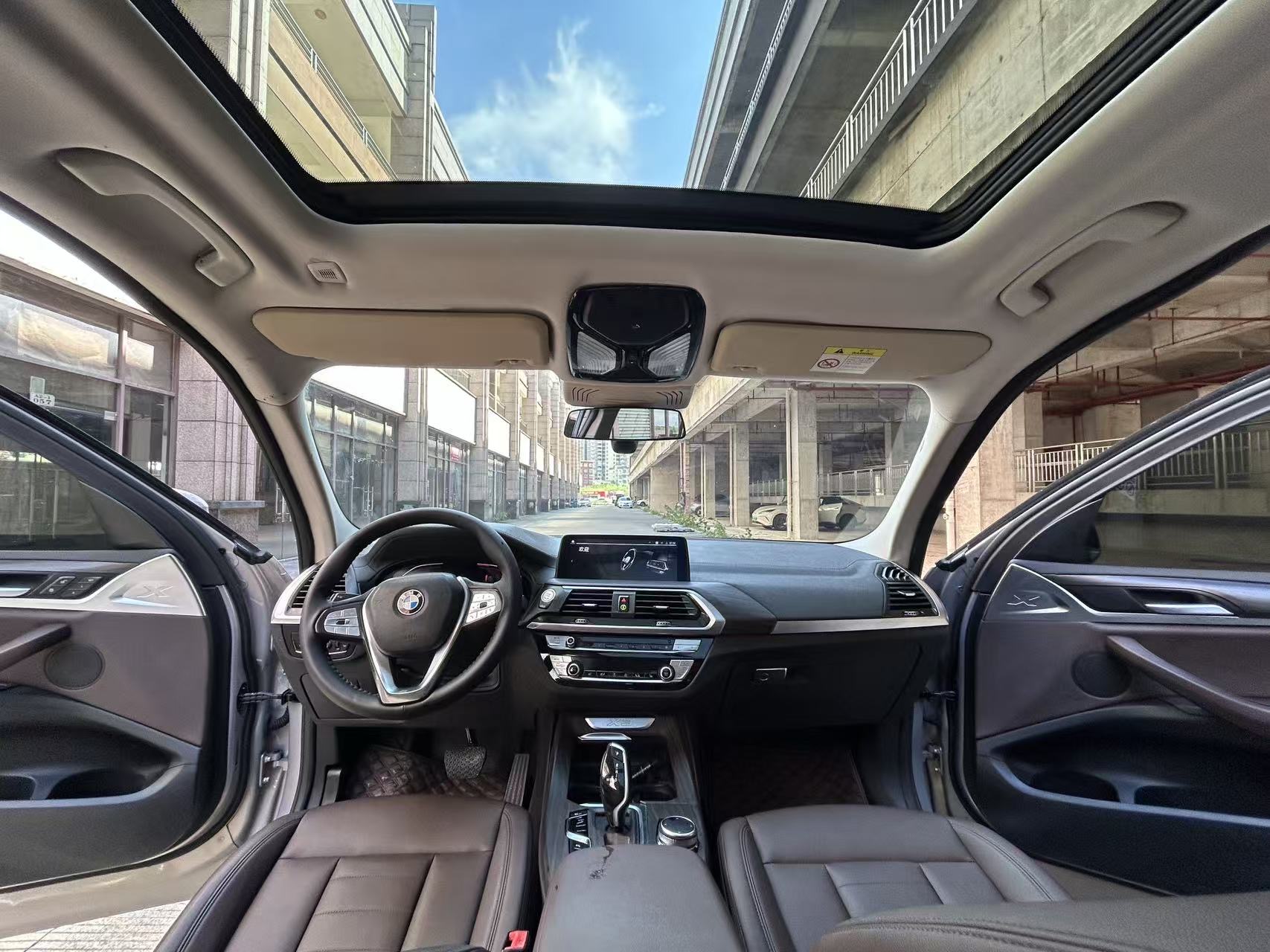 BMW X3 2019 car image #6