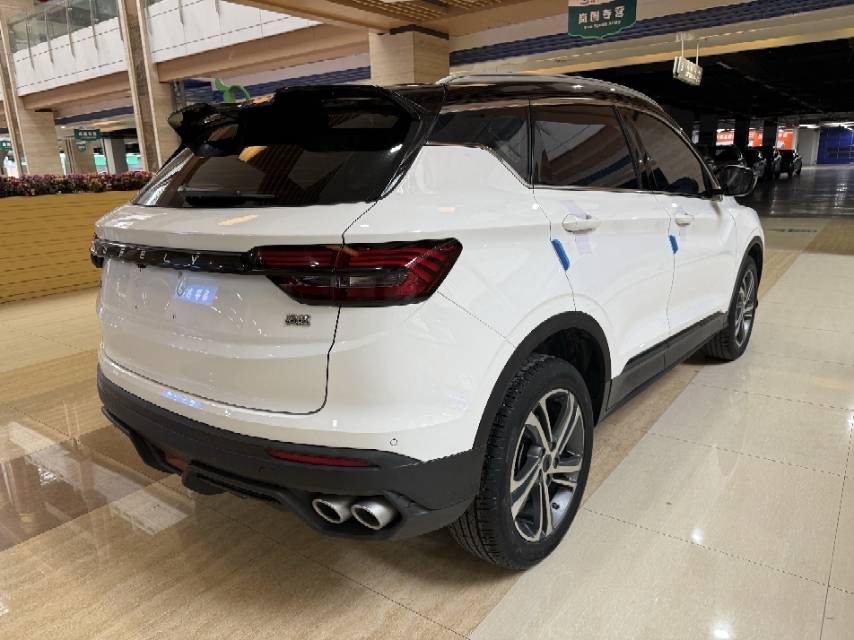 GEELY Coolray 2022 #2 GEELY Coolray 2022 car image #2