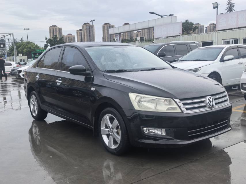 Volkswagen Santana 2014 car image #3