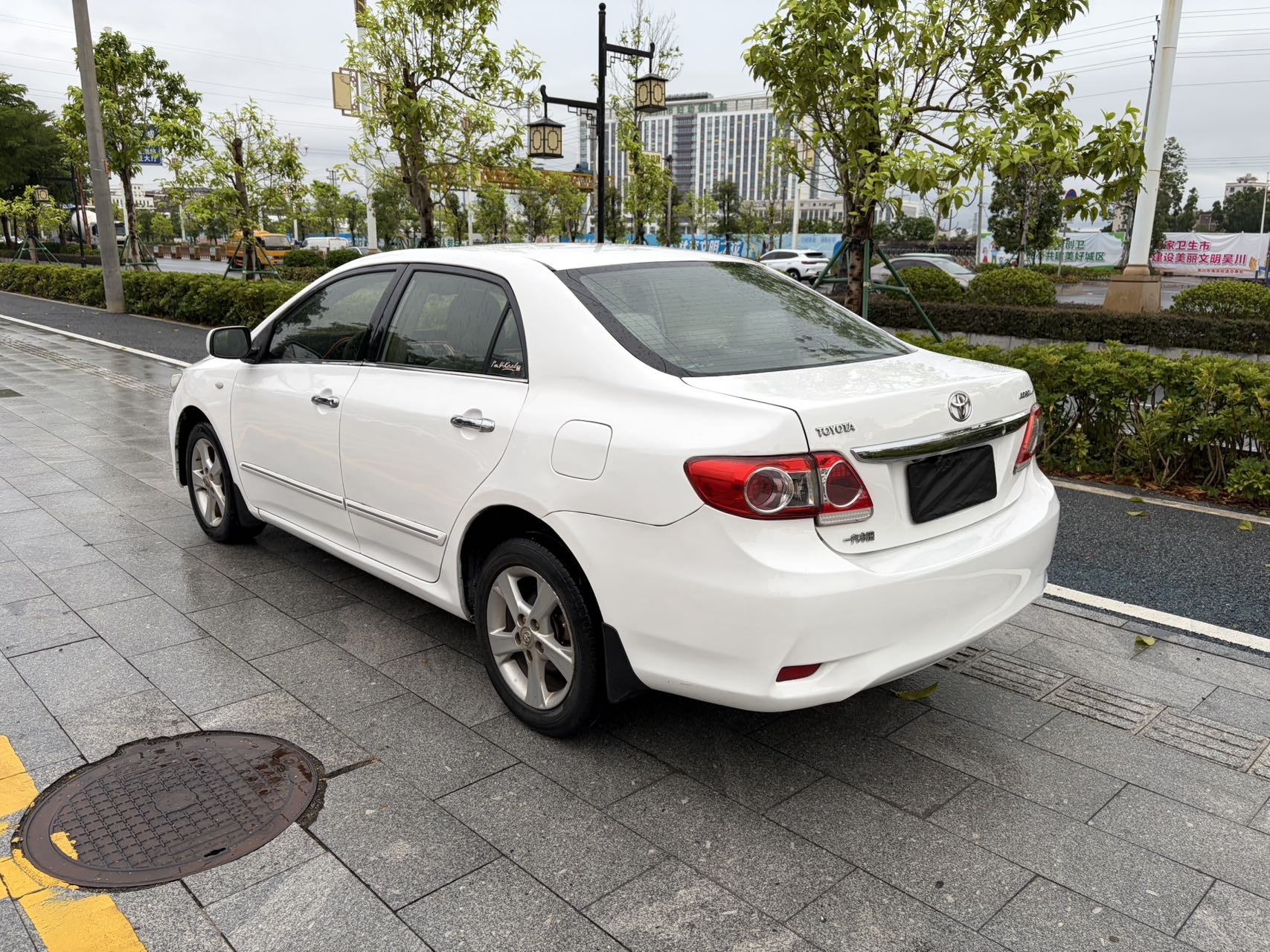 Toyota Corolla 2011 #4 Toyota Corolla 2011 car image #4