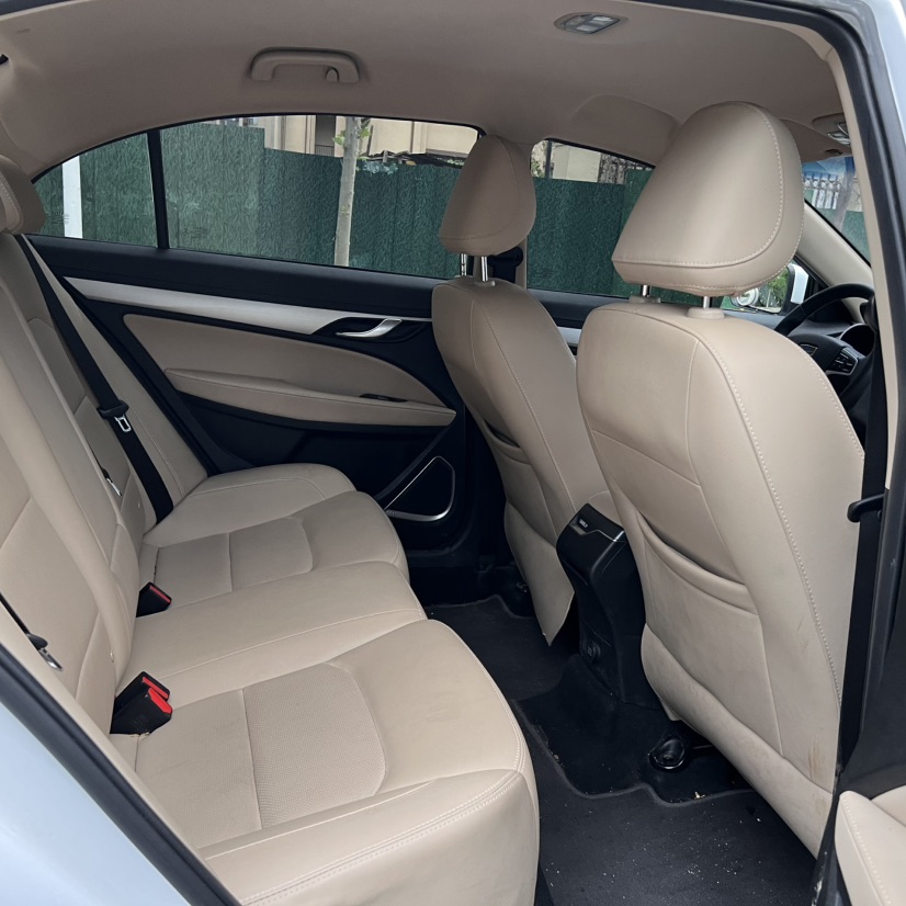 GEELY Emgrand 2019 #7 GEELY Emgrand 2019 car image #7