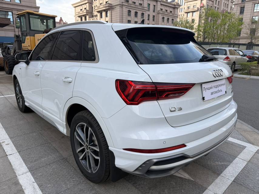 Audi Q3 2023 #4 Audi Q3 2023 car image #4