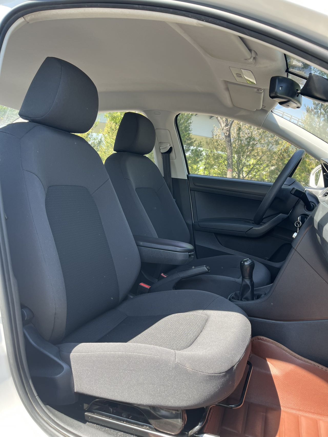 Volkswagen Santana 2014 car image #8