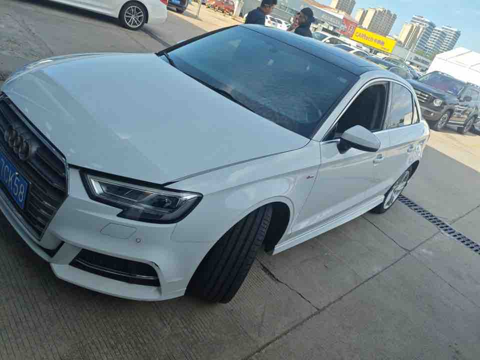 Audi A3 2019 image de voiture 