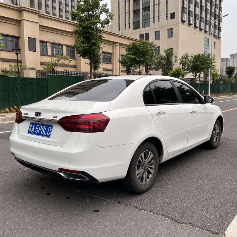 GEELY Emgrand 2019 #4 GEELY Emgrand 2019 car image #4