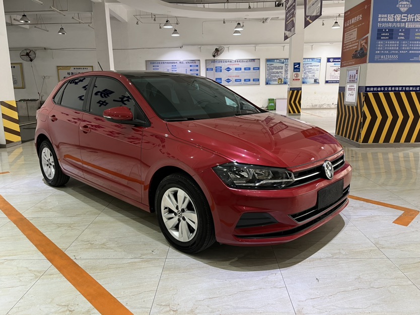 Volkswagen Polo 2021 car image #3