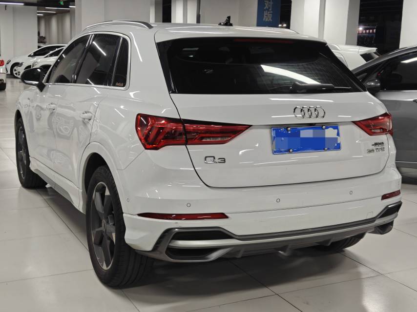 Audi Q3 2022 #4 Audi Q3 2022 car image #4