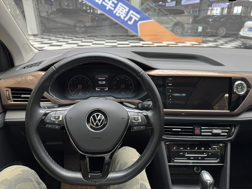 Volkswagen Tharu 2022 #7 Volkswagen Tharu 2022 car image #7