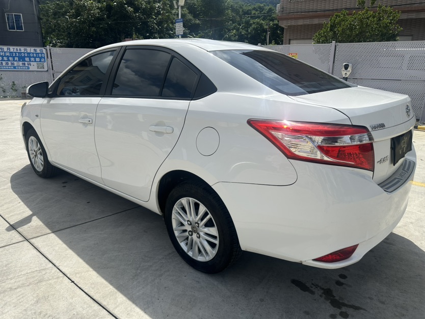 Toyota Vios 2015 car image #6