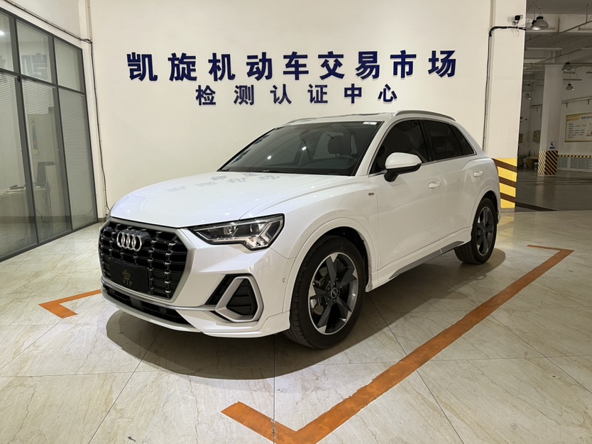 Audi Q3 2023 Audi Q3 2023 car image