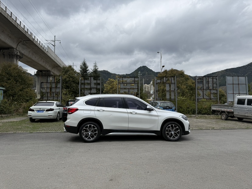 BMW X1 2021 car image #4