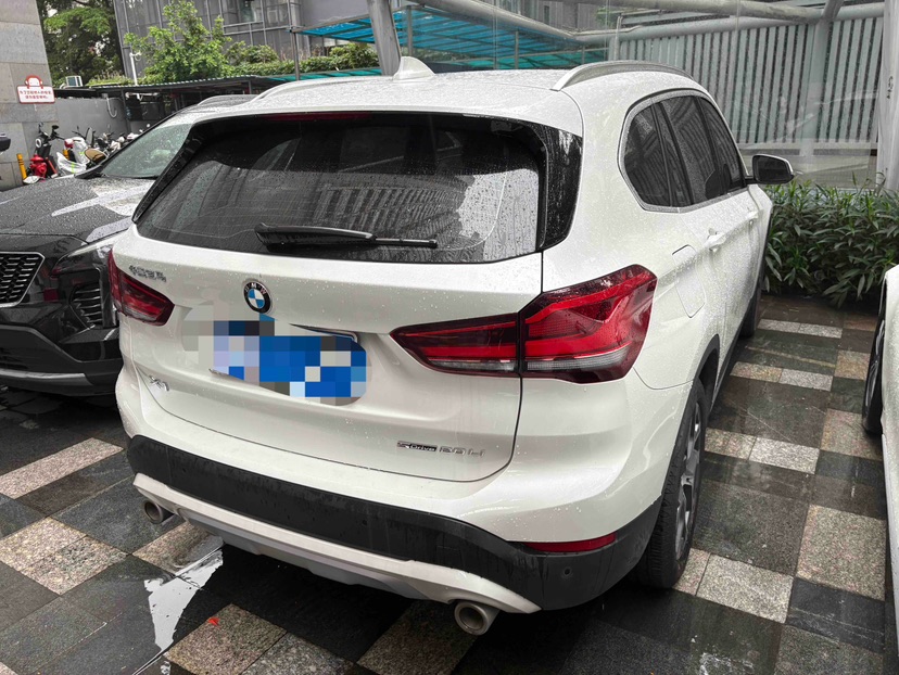 BMW X1 2020 car image #2