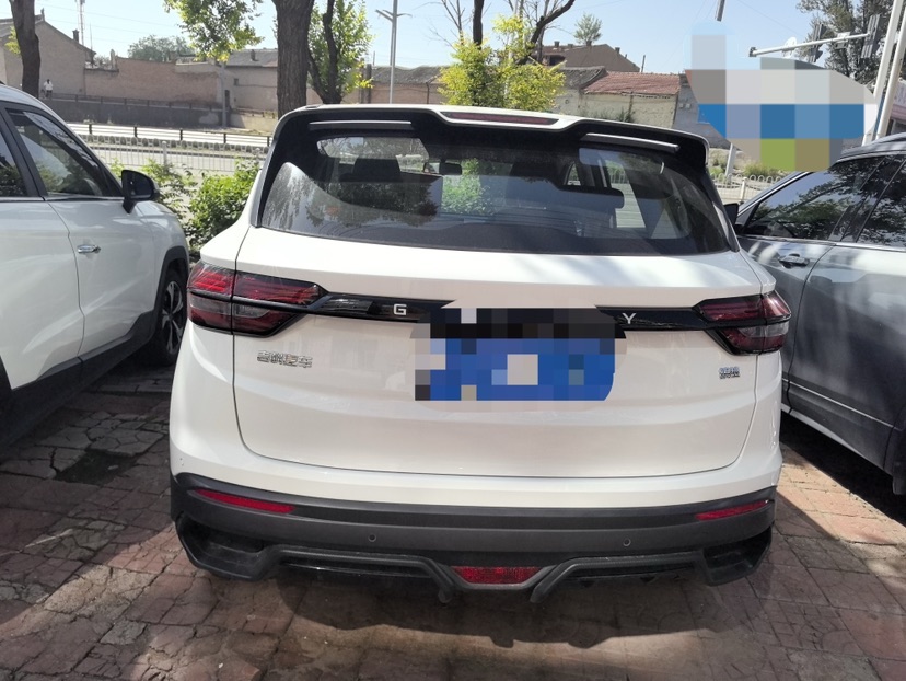 GEELY Coolray 2025 #3 GEELY Coolray 2025 изображение автомобиля #3
