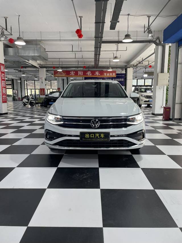 Volkswagen Bora 2022 car image #2