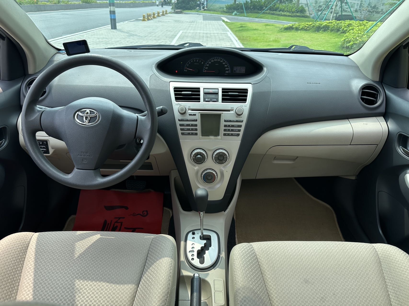 Toyota Vios 2010 car image #7