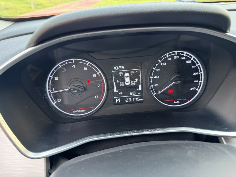 GEELY Coolray 2023 #8 GEELY Coolray 2023 car image #8
