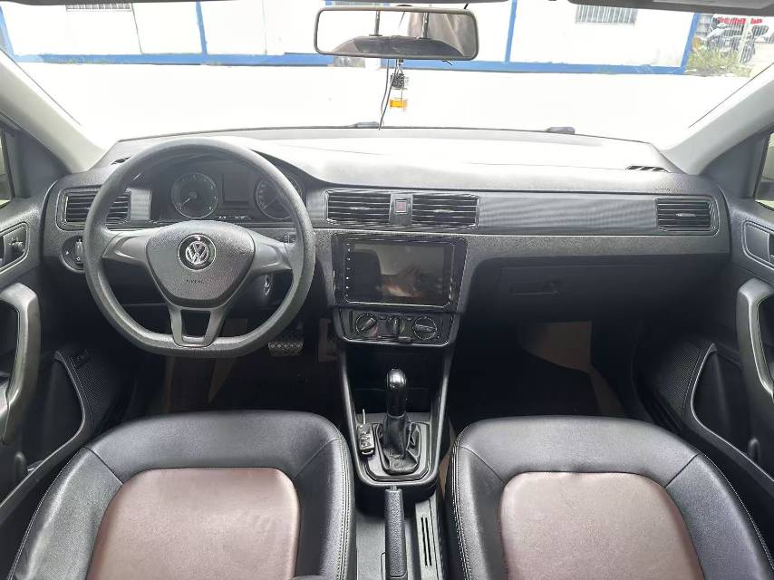 Volkswagen Santana 2016 car image #5