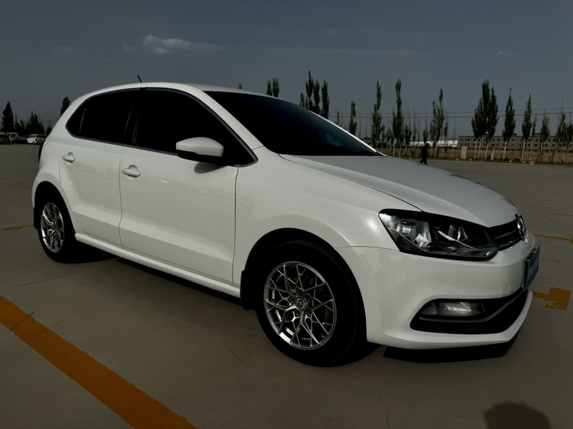 Volkswagen Polo 2015 #2 Volkswagen Polo 2015 car image #2