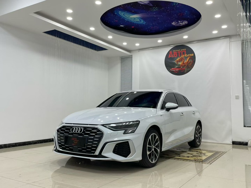Audi A3 2023 Audi A3 2023 immagine di auto