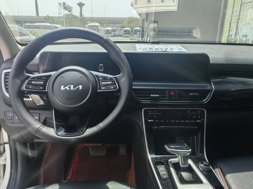 Kia Seltos 2023 #5 Kia Seltos 2023 car image #5