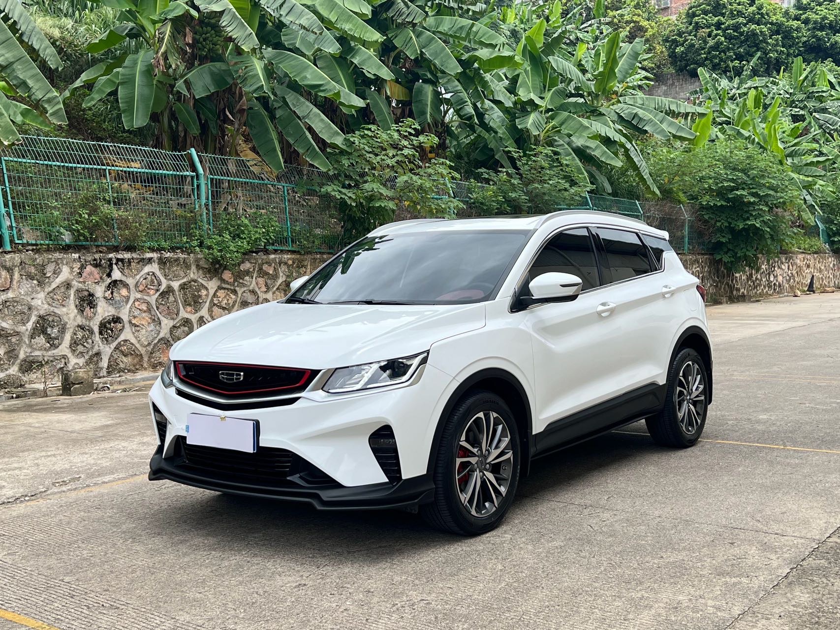 GEELY Coolray 2021 GEELY Coolray 2021 car image