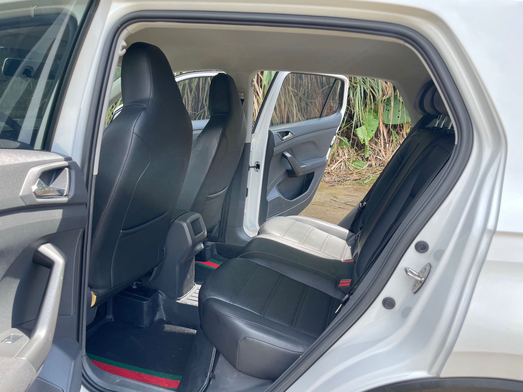 Volkswagen T-Cross 2020 car image #5