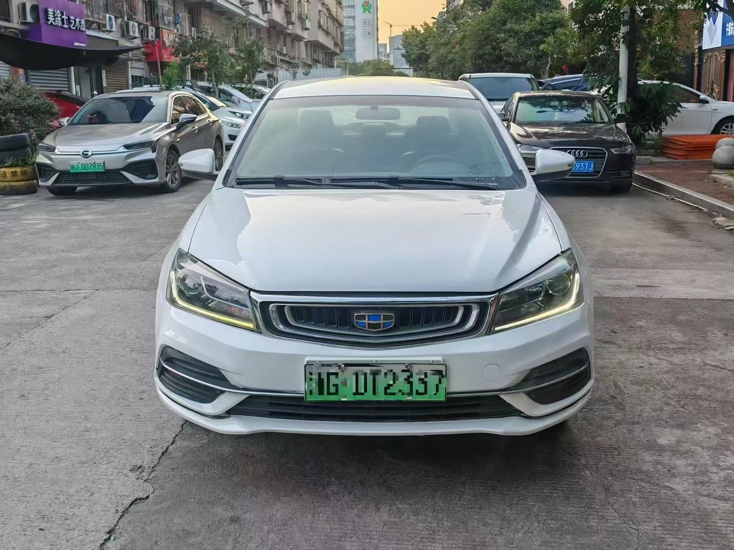 GEELY Emgrand New Energy 2020 #2 GEELY Emgrand New Energy 2020 car image #2