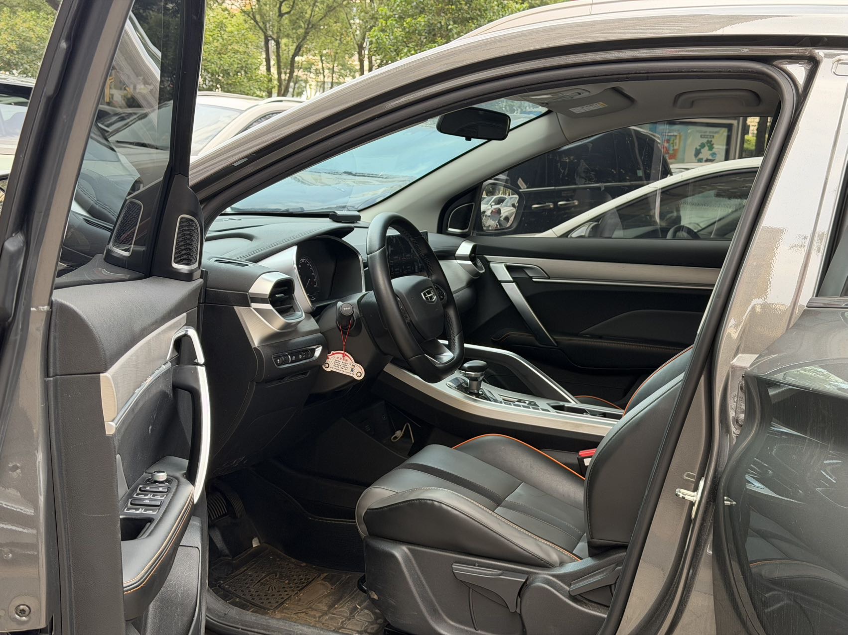 GEELY Coolray 2023 #5 GEELY Coolray 2023 car image #5