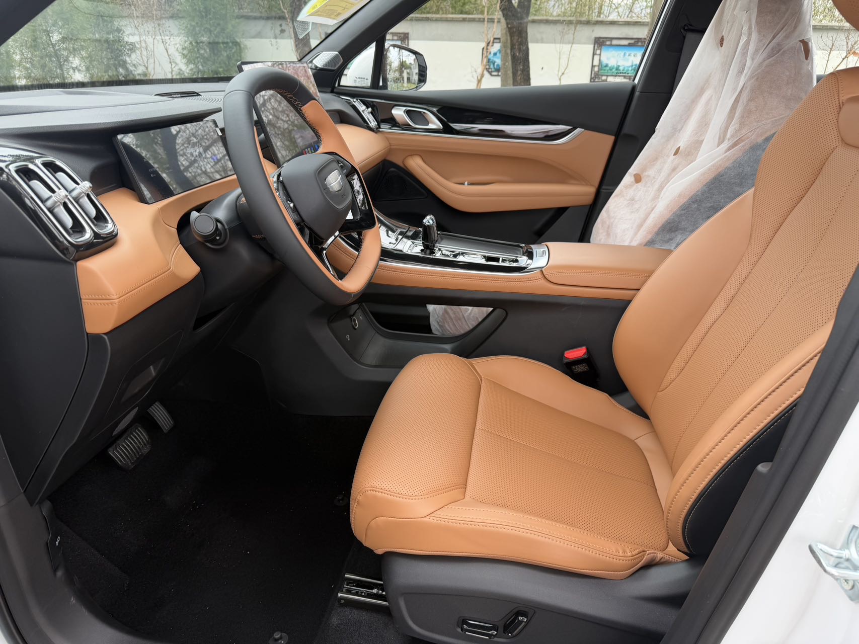GEELY Boyue L 2026 #9 GEELY Boyue L 2026 car image #9