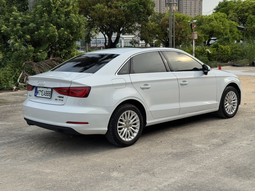 Audi A3 2016 car image #7