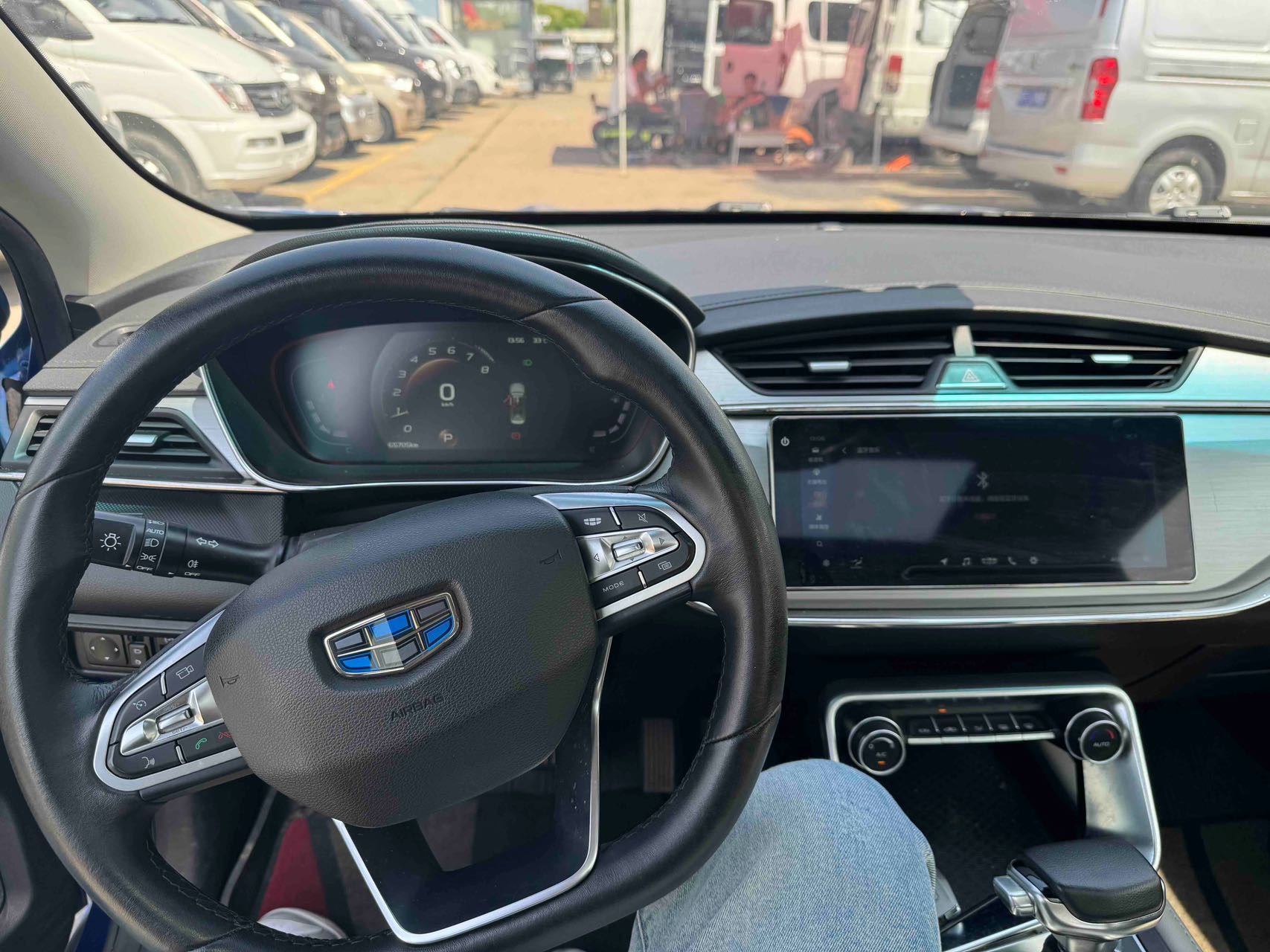 GEELY Binray 2018 immagine di auto #4