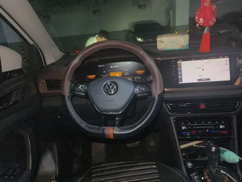 Volkswagen Tharu 2022 car image #7