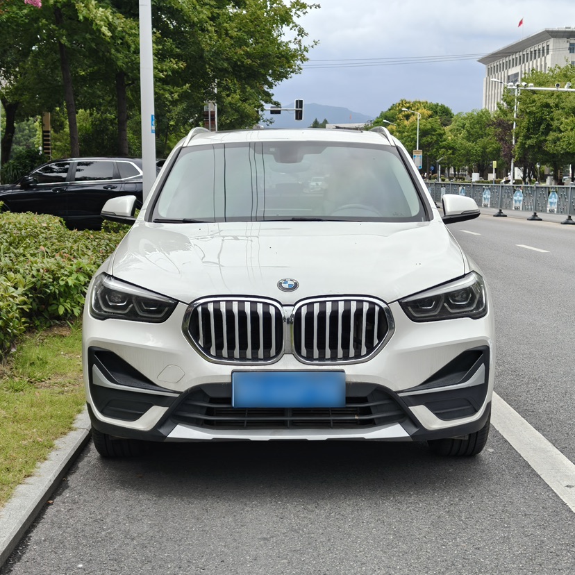 BMW X1 2020 #2 BMW X1 2020 car image #2