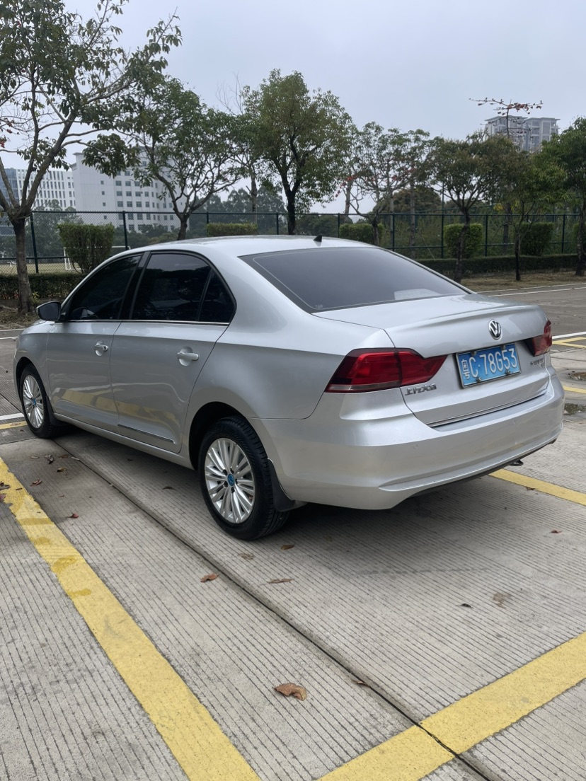 Volkswagen Santana 2018 car image #7