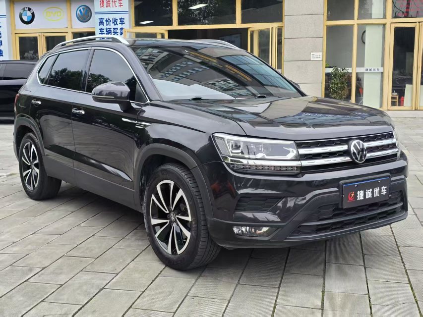 Volkswagen Tharu 2023 car image #3
