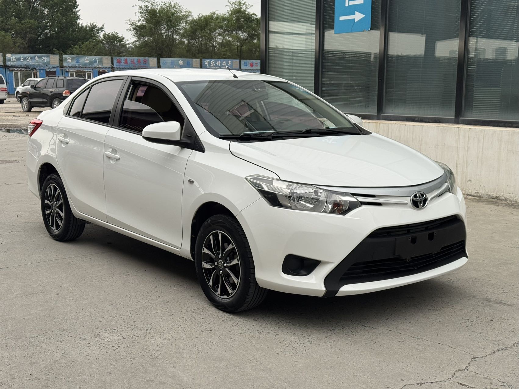 Toyota Vios 2016 car image #2