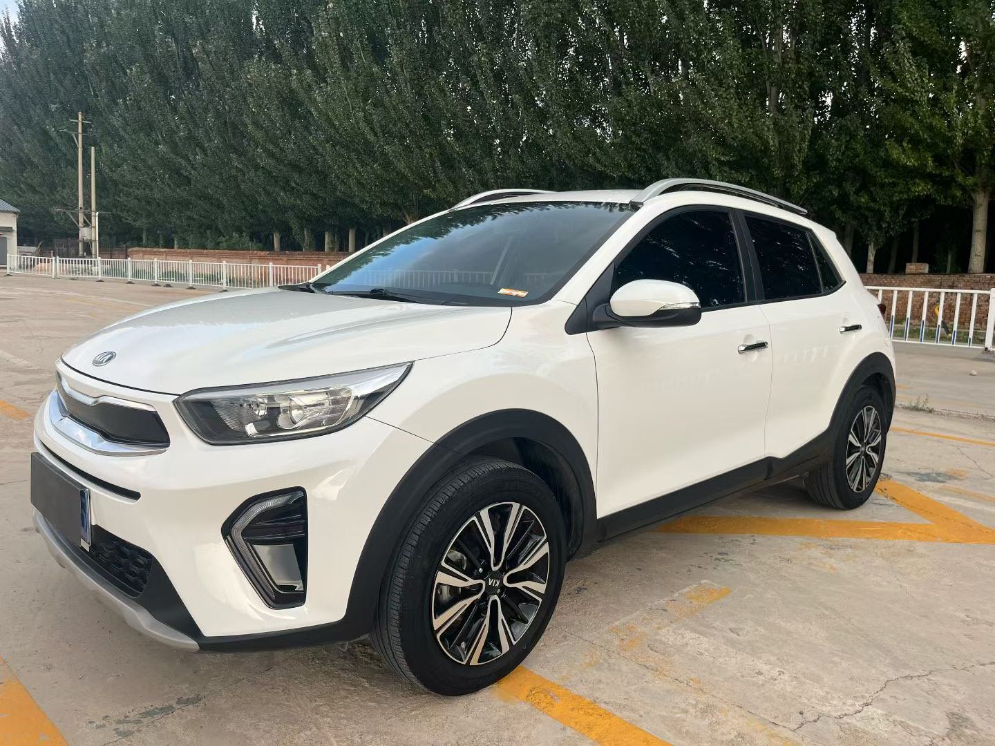 Kia KX1 2021 Kia KX1 2021 car image