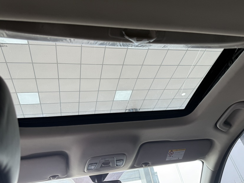 GEELY Coolray 2024 car image #9