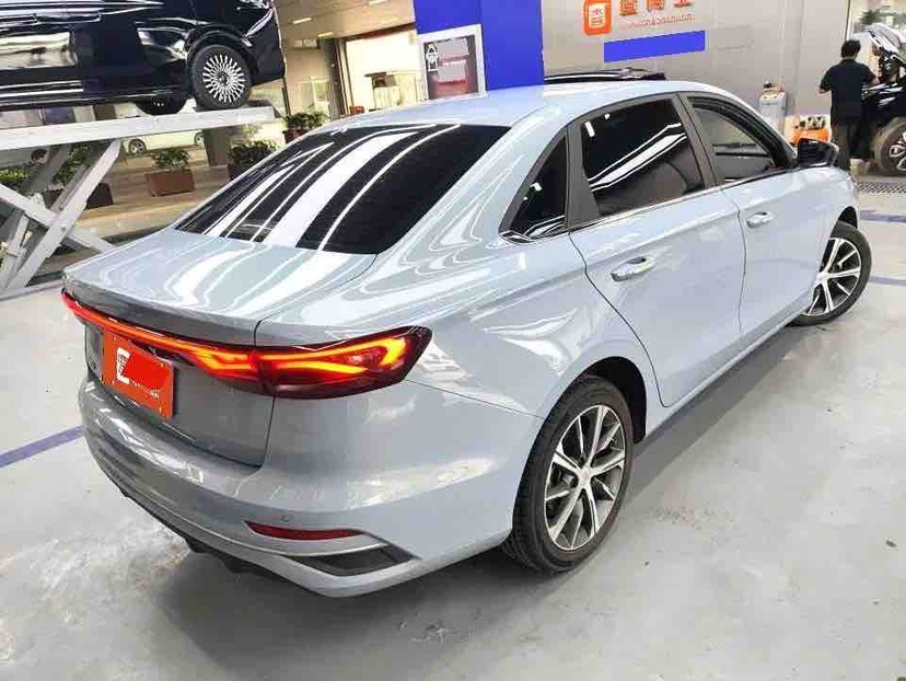 GEELY Emgrand 2023 #3 GEELY Emgrand 2023 car image #3
