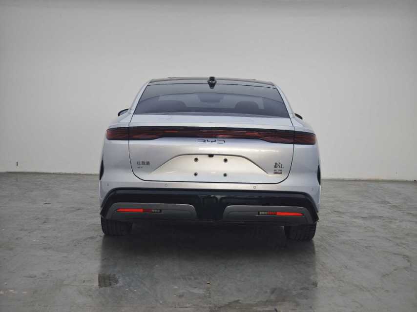 BYD HanL 2025 car image #9