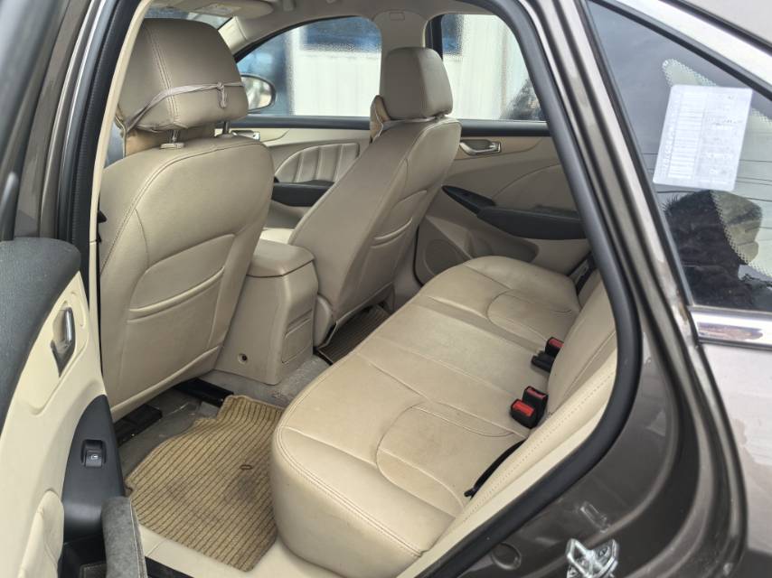 Chery Arrizo 7 2015 car image #9