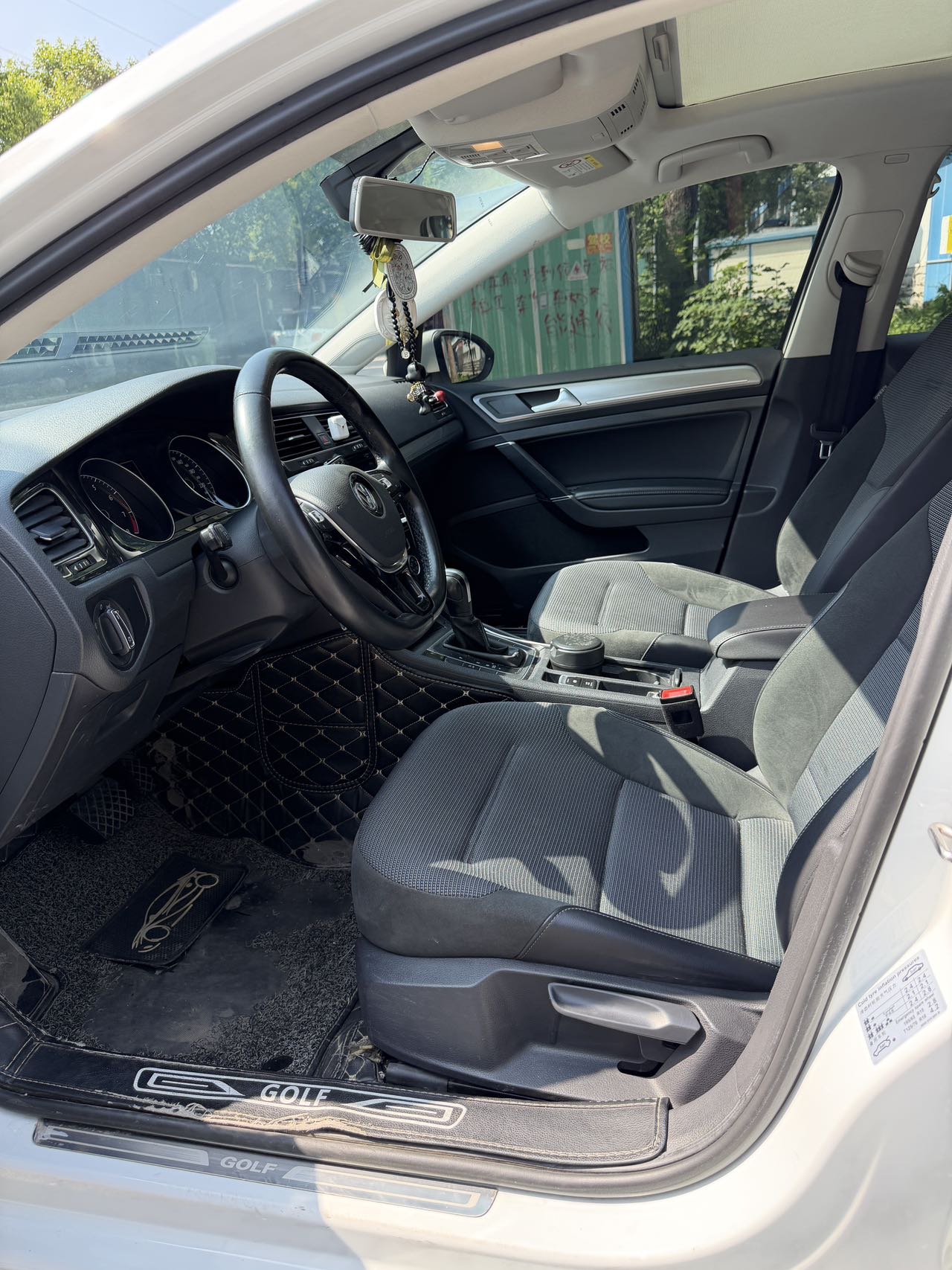 Volkswagen Golf 2020 car image #4