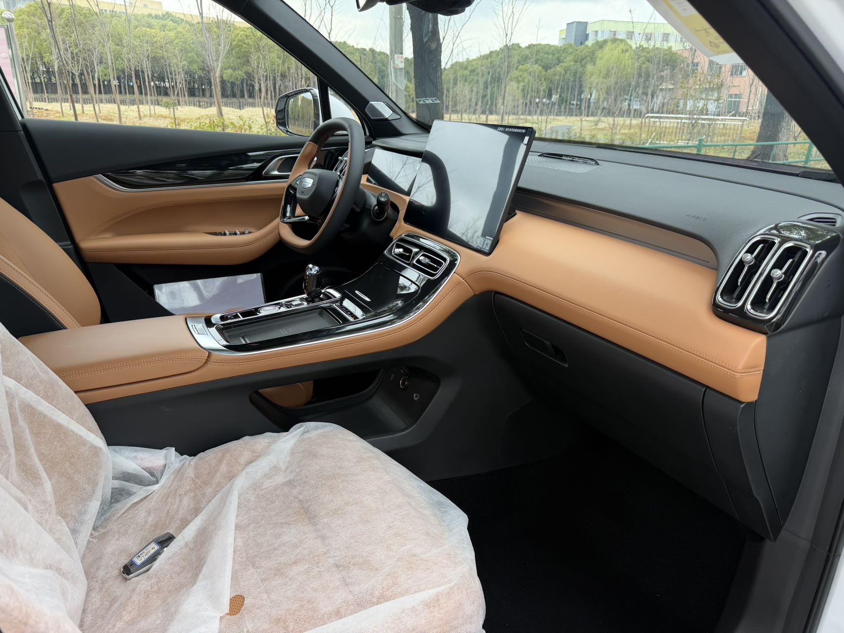 GEELY Boyue L 2026 #4 GEELY Boyue L 2026 car image #4