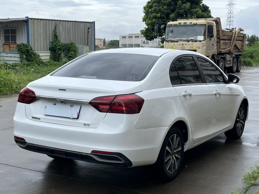 GEELY Emgrand 2019 #7 GEELY Emgrand 2019 car image #7